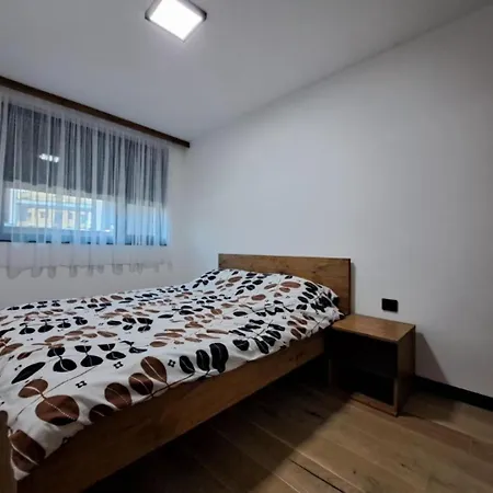 Alpine Noir شقة *