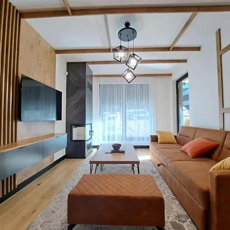 Alpine Noir * بيلاسنيكا